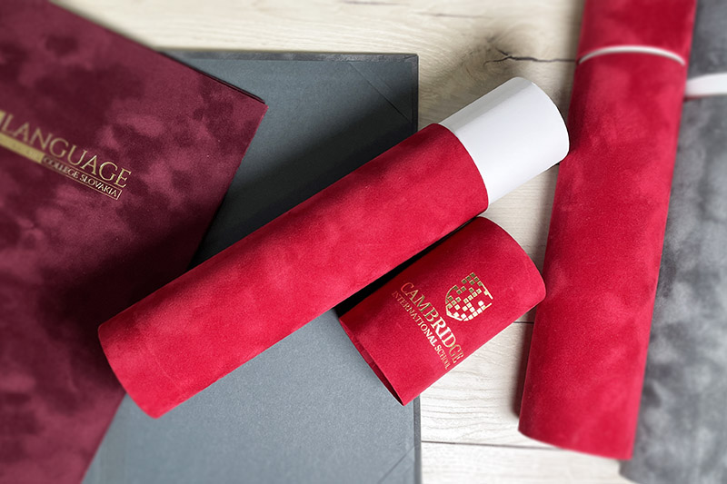 Tubusy / obaly na diplom